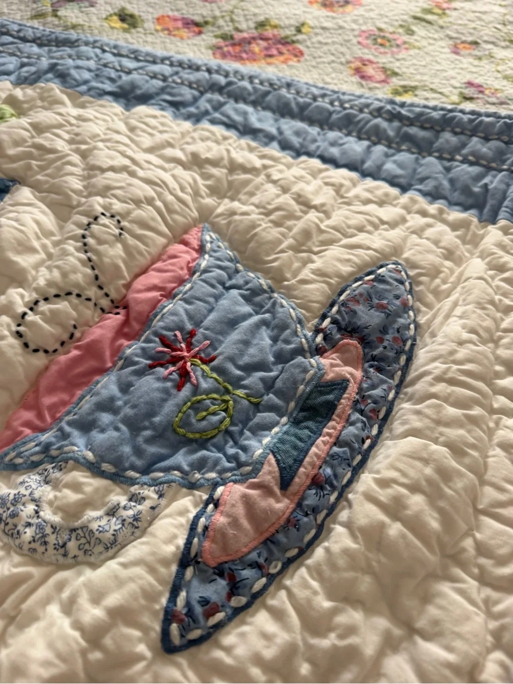 Pottery Barn Kids Pink and Blue Tea Cup & Teapot Quilt - Picture 9 of 9